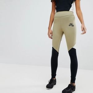 Nike Color blocking Leggings